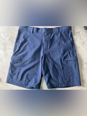 Izod MEN Navy Golf Shorts